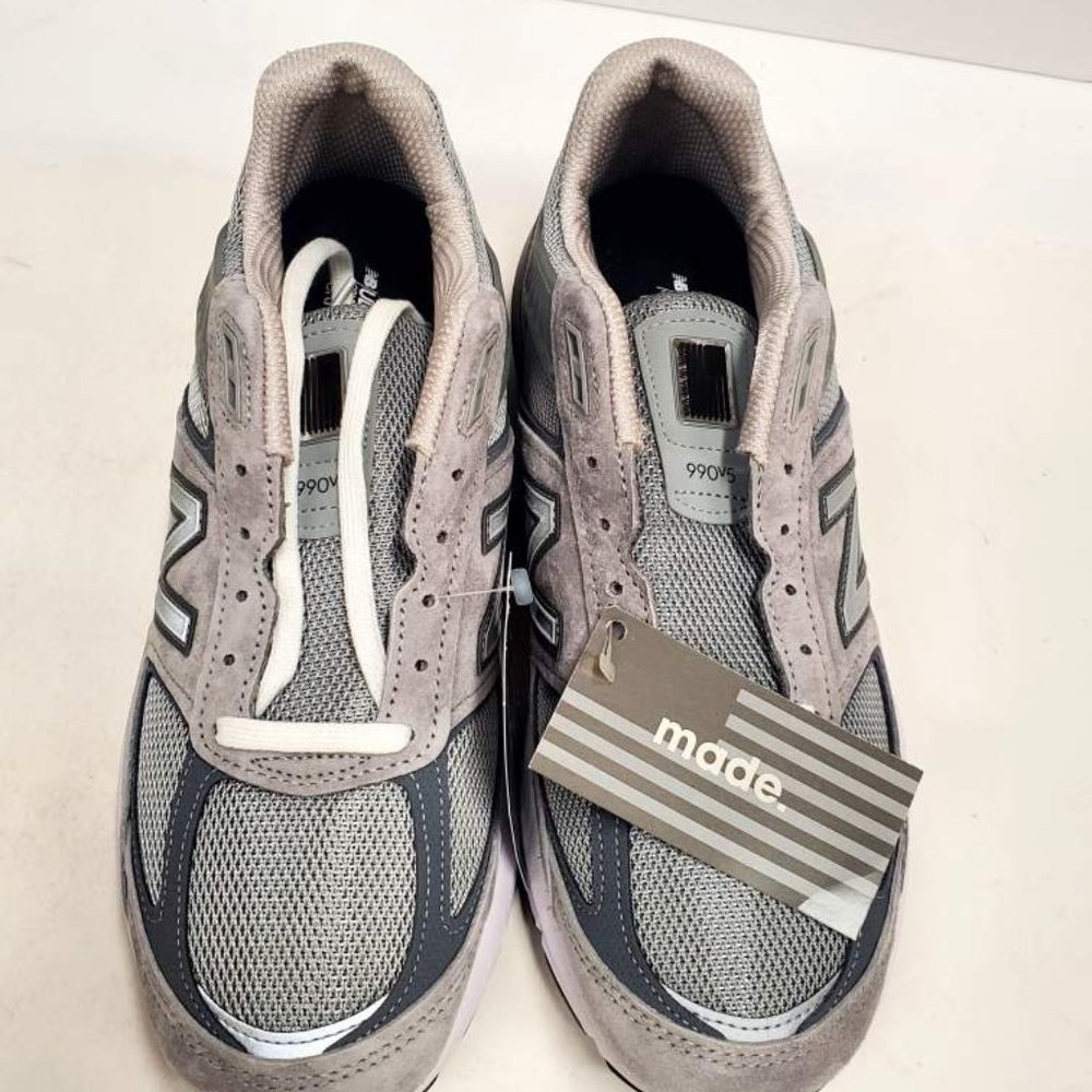 New balance Shoes, 990 Core, Grey/White, Size 11 - Picture 2 of 3